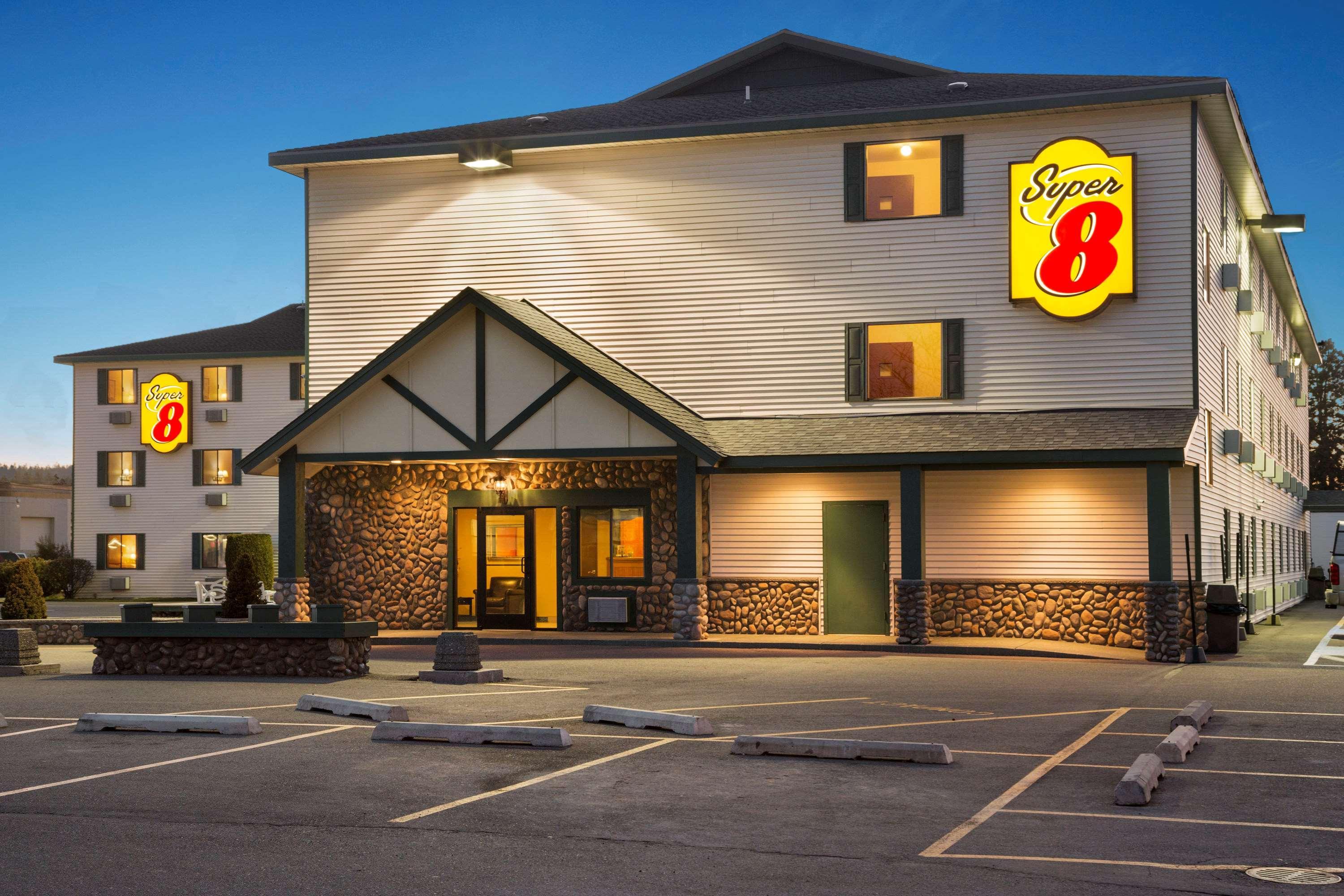 Motel Super 8 By Wyndham Coeur D'Alene Exterior foto