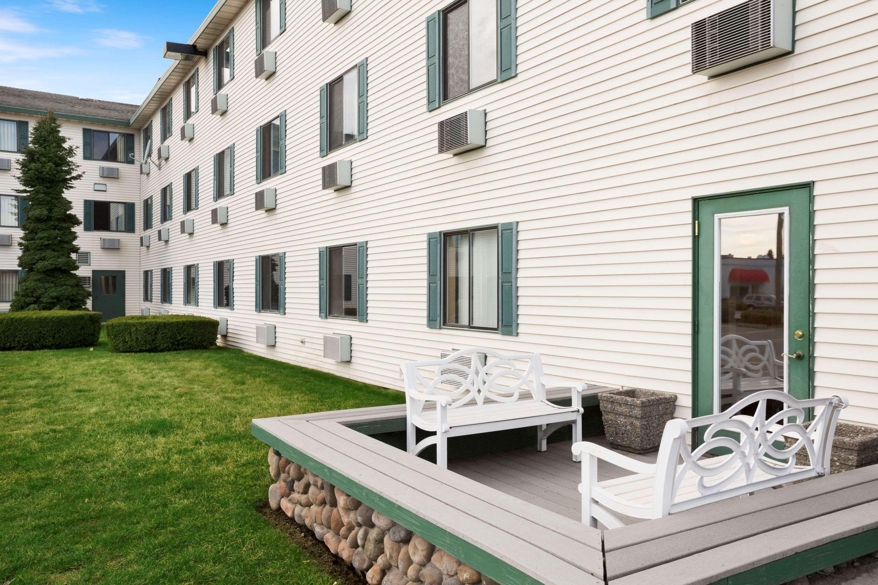 Motel Super 8 By Wyndham Coeur D'Alene Exterior foto